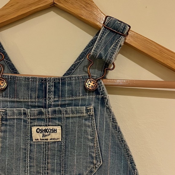 Oshkosh Girls overalls - Picture 3 of 5